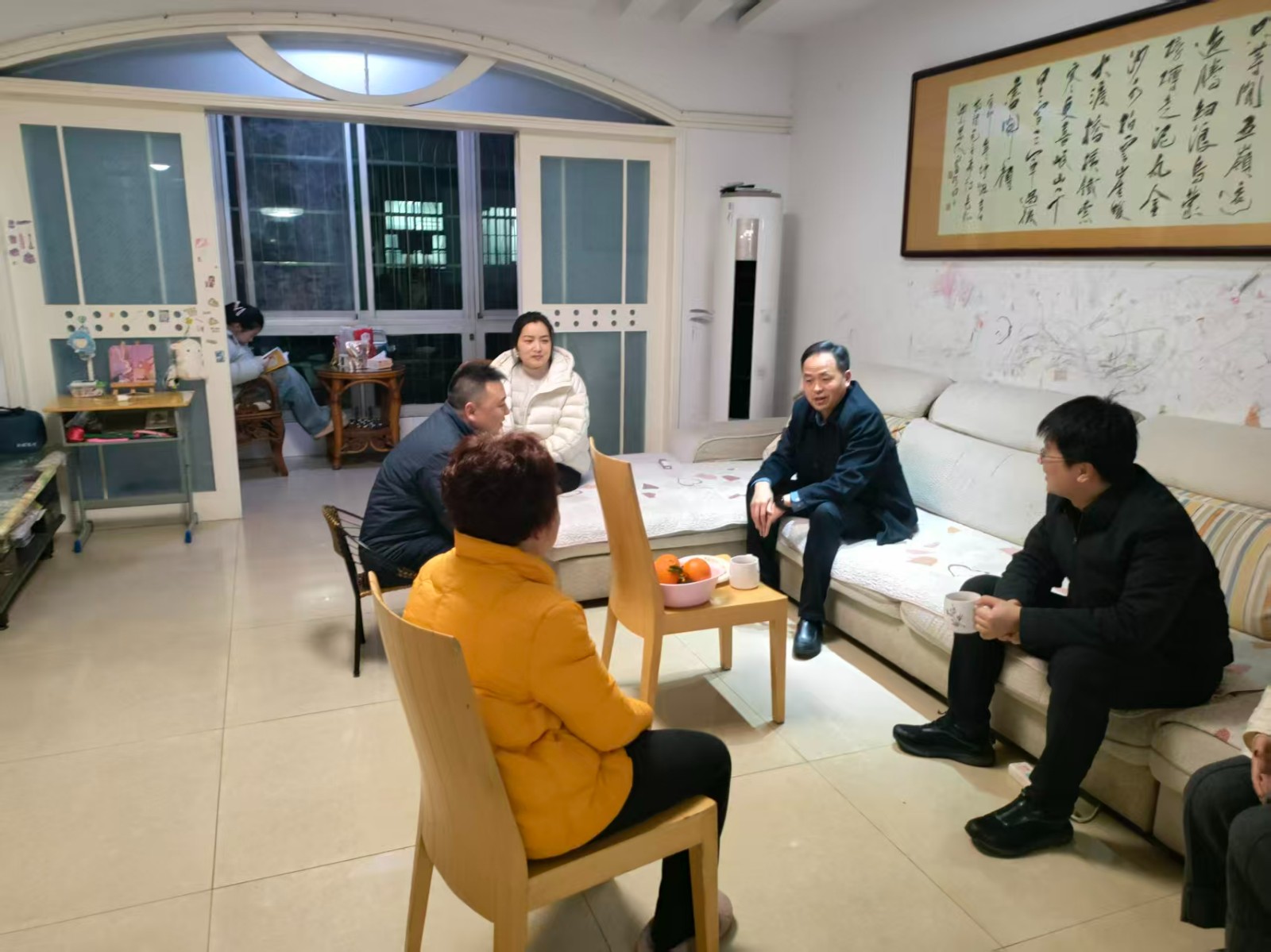 家訪(fǎng)1.jpg 家訪(fǎng)1.jpg